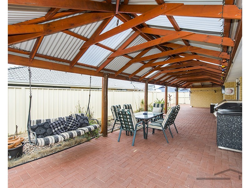 4 Katanning Avenue, Dawesville WA 6211