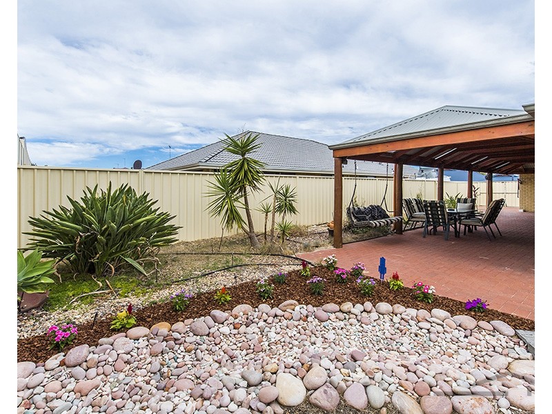 4 Katanning Avenue, Dawesville WA 6211