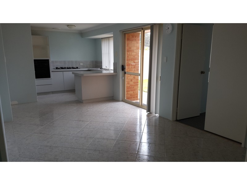 1/6 Yanmar Place, Mandurah WA 6210