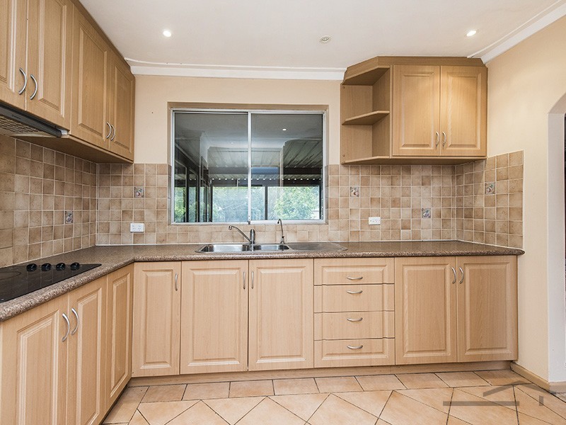 90 Morfitt Street, Mandurah WA 6210