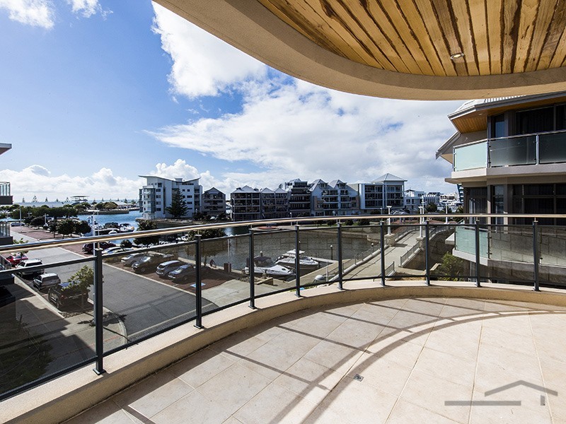 4/27 Treviso Mews, Mandurah WA 6210