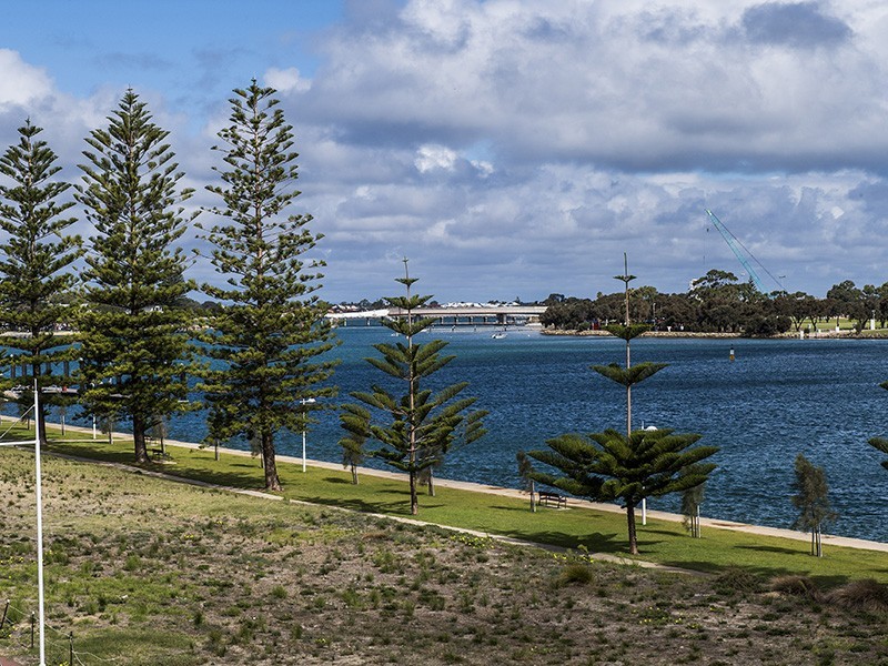 4/27 Treviso Mews, Mandurah WA 6210