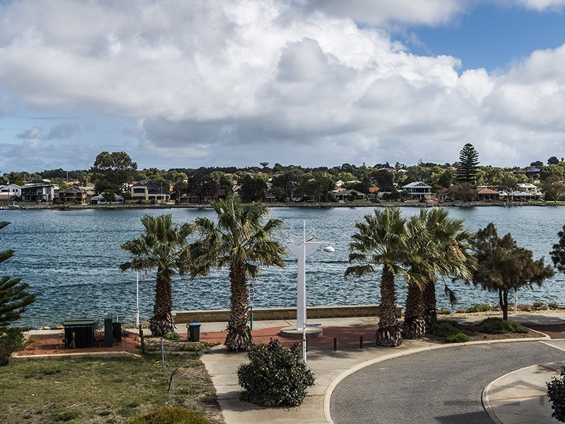 4/27 Treviso Mews, Mandurah WA 6210