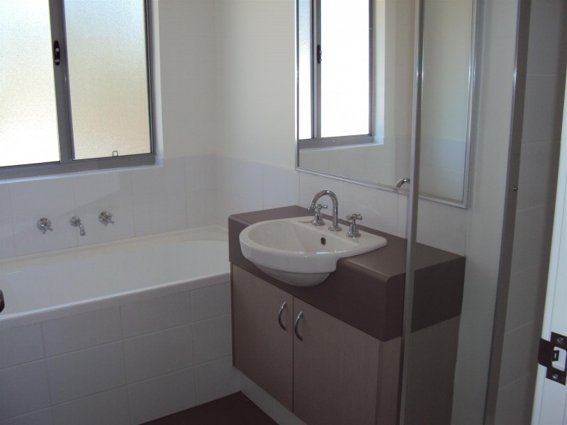 8/56 Randell Street, Mandurah WA 6210