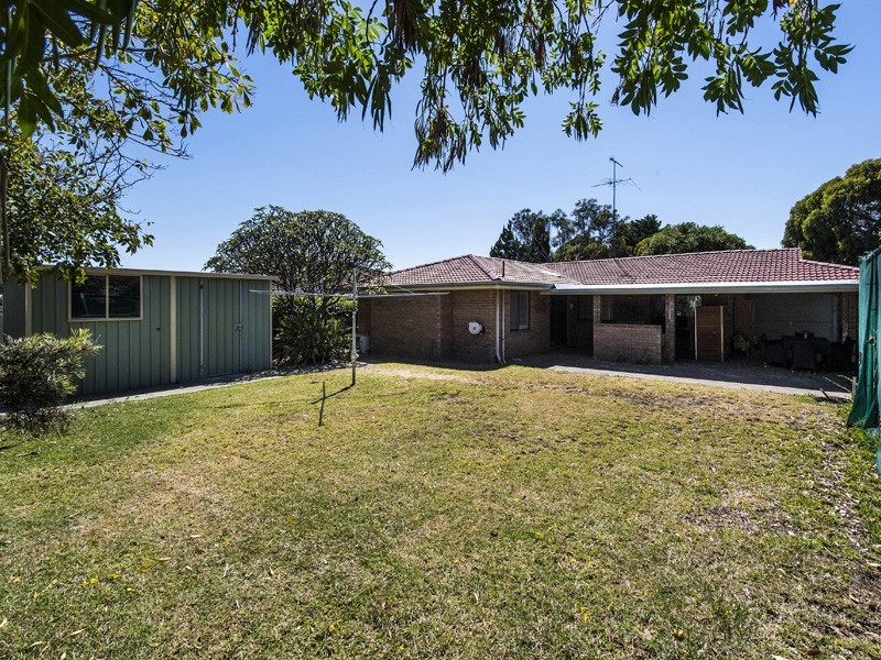 59 Glencoe Parade, Halls Head WA 6210