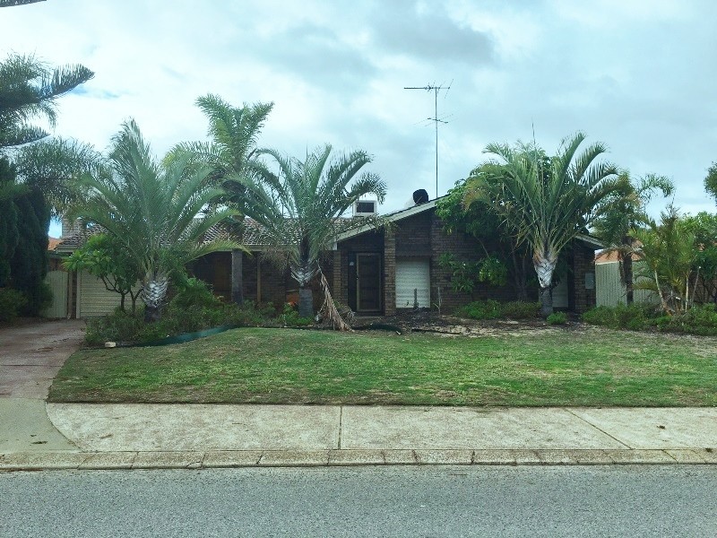 52 Glencoe Parade, Halls Head WA 6210