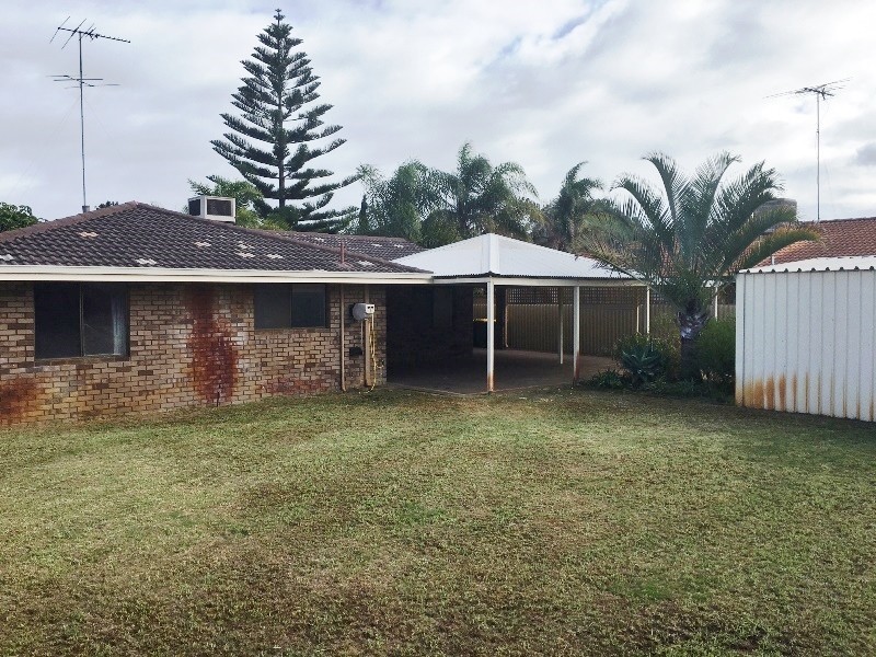 52 Glencoe Parade, Halls Head WA 6210