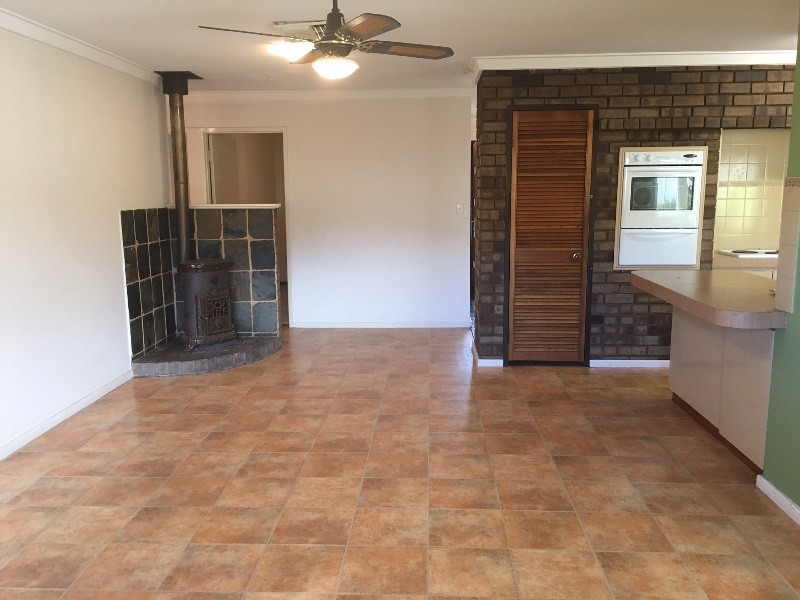 52 Glencoe Parade, Halls Head WA 6210