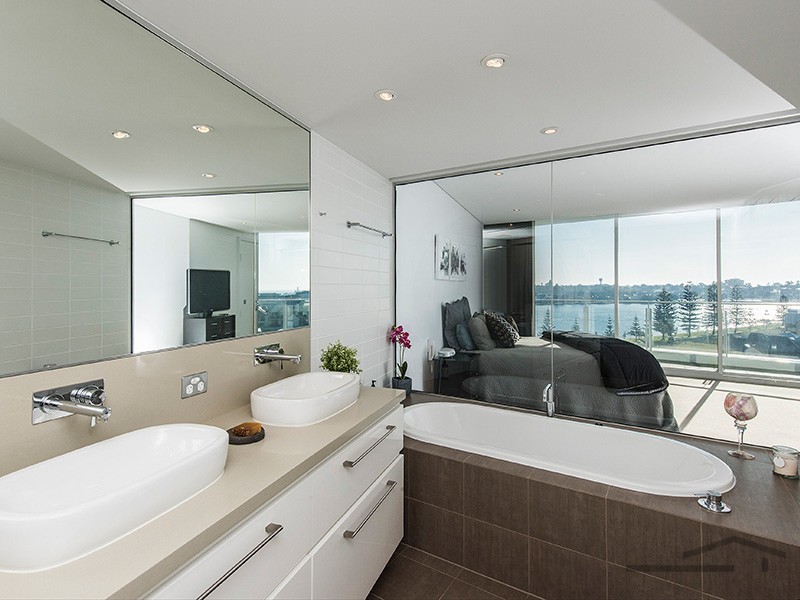 708/1 Marco Polo Drive, Mandurah WA 6210