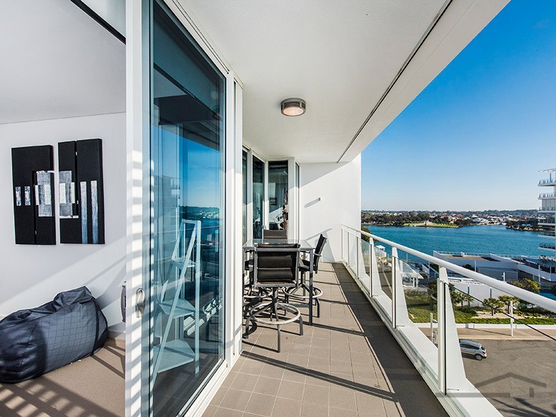 708/1 Marco Polo Drive, Mandurah WA 6210