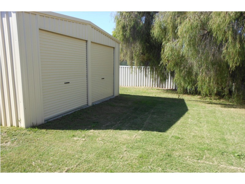 23 Olinda Court, Greenfields WA 6210