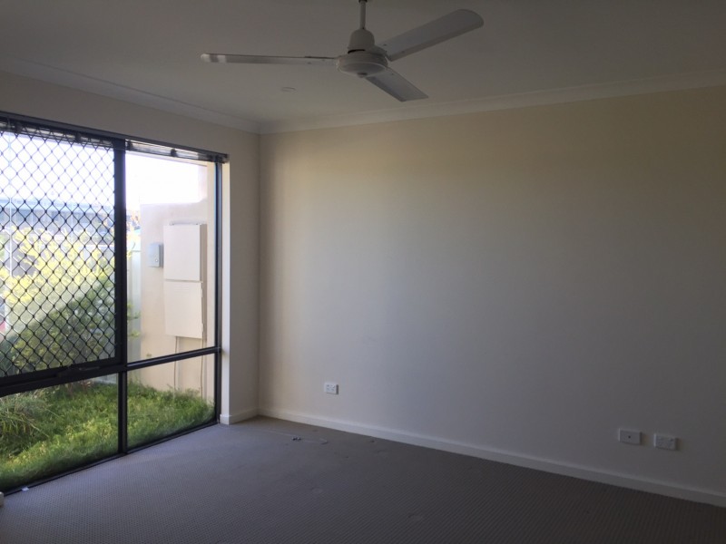 64 Mallina Crescent, Golden Bay WA 6174