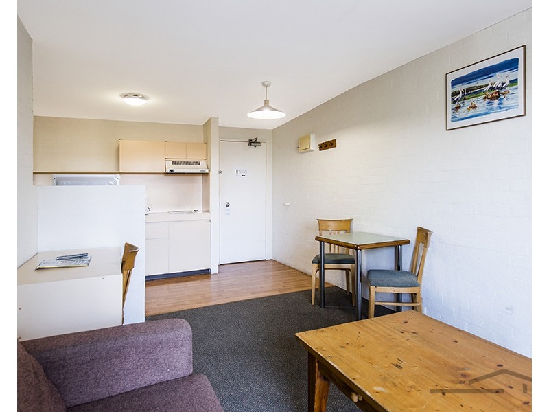 9/65 Ormsby Terrace, Mandurah WA 6210