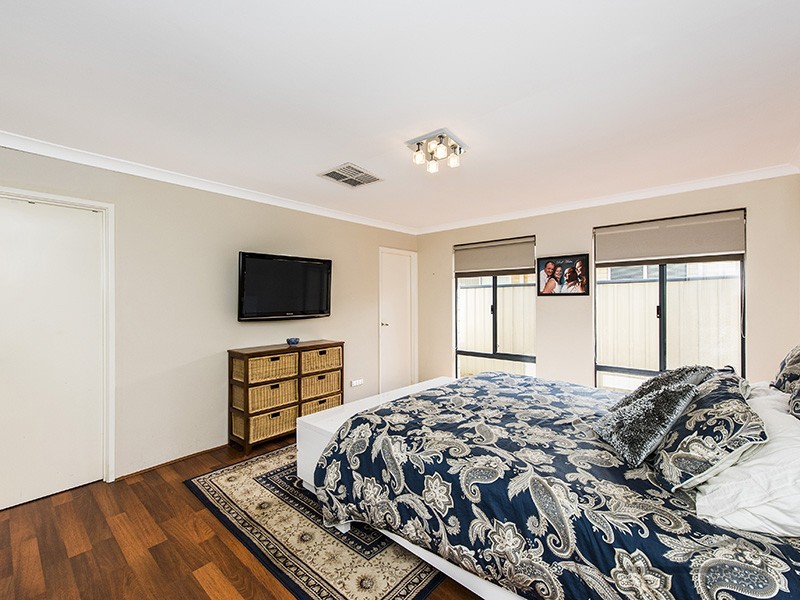 26 Bellavista Parade, Meadow Springs WA 6210