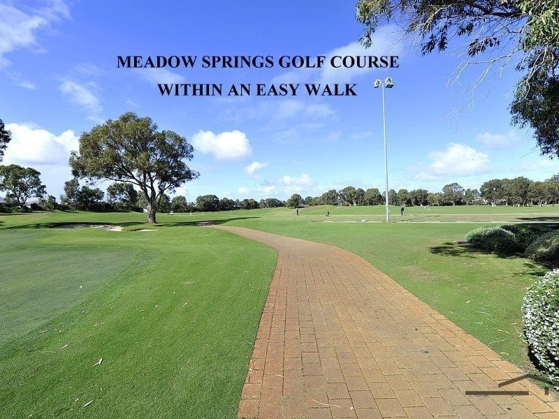 26 Bellavista Parade, Meadow Springs WA 6210