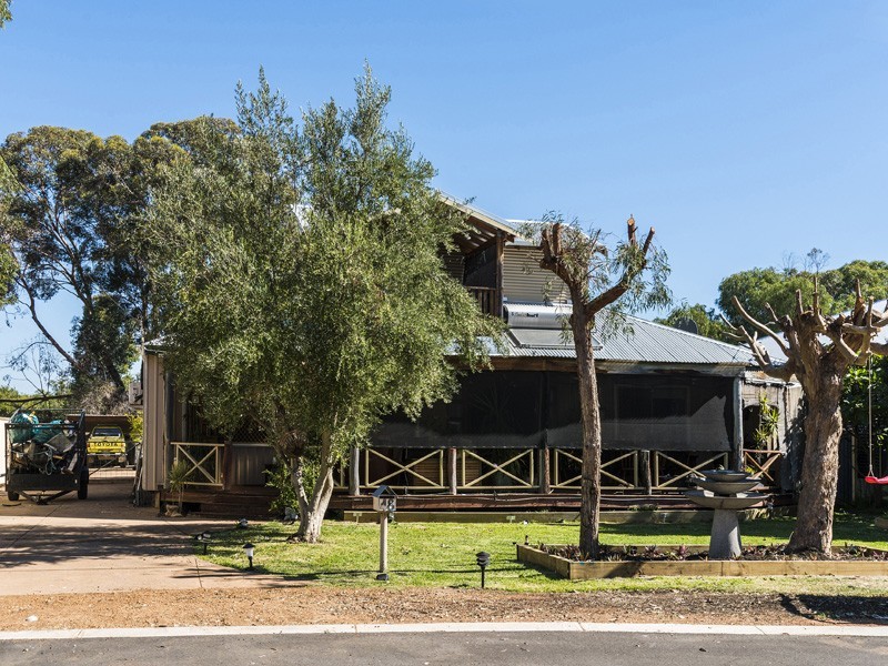 48 Murray Bend Drive, Ravenswood WA 6208