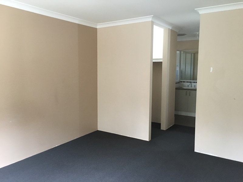 18 Countess Circuit, South Yunderup WA 6208