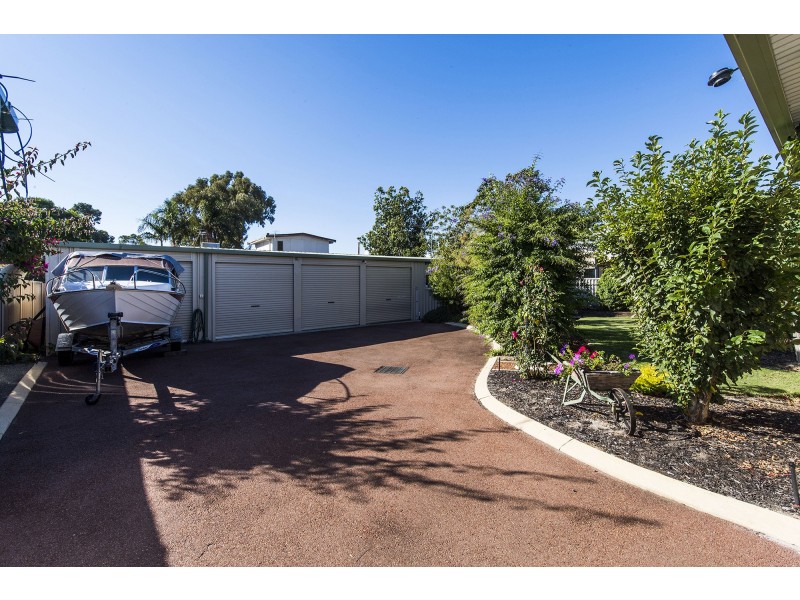 149 Culeenup Road, North Yunderup WA 6208