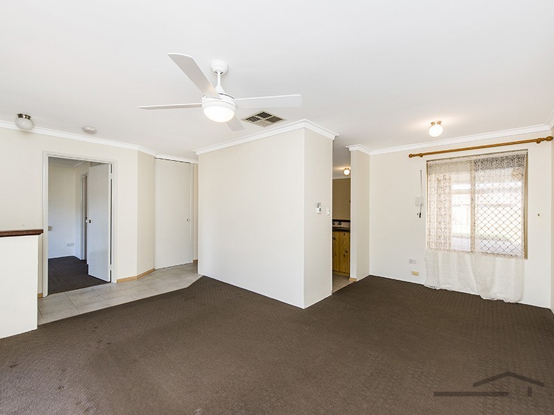 34 Glencoe Parade, Halls Head WA 6210