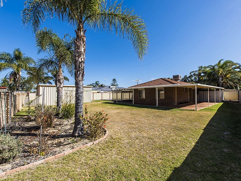 34 Glencoe Parade, Halls Head WA 6210