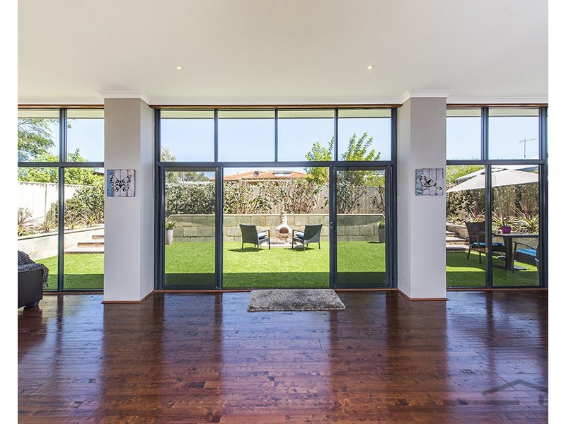 3 Loxton Street, Dudley Park WA 6210