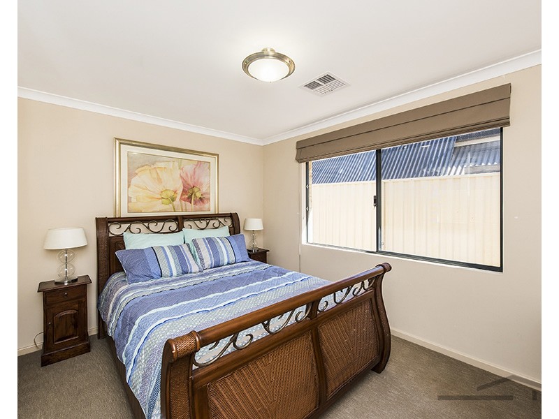 3 Loxton Street, Dudley Park WA 6210
