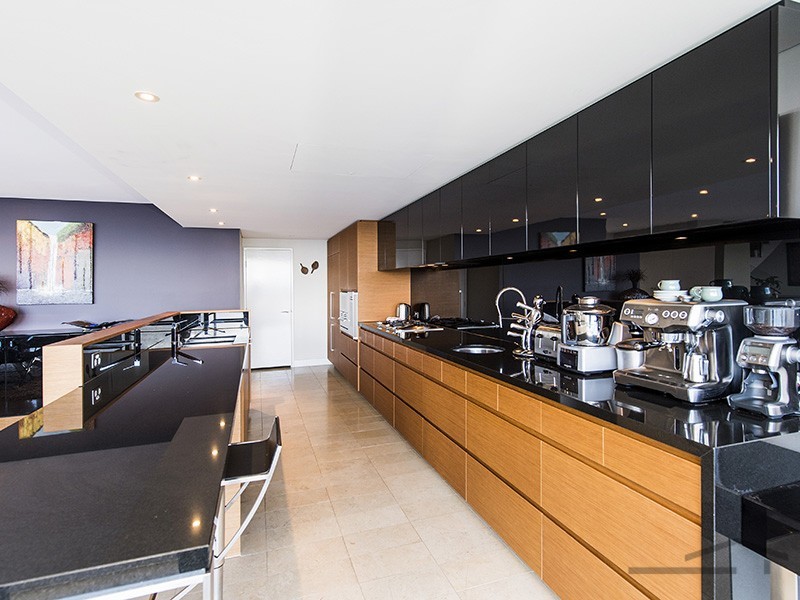 707/1 Marco Polo Drive, Mandurah WA 6210