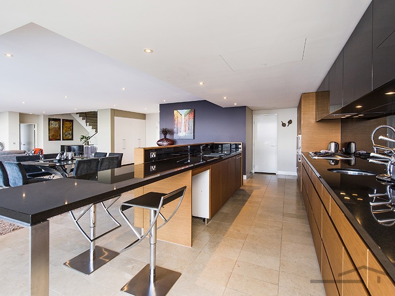 707/1 Marco Polo Drive, Mandurah WA 6210