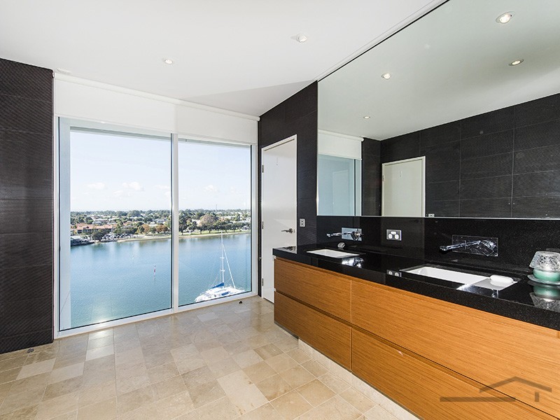 707/1 Marco Polo Drive, Mandurah WA 6210