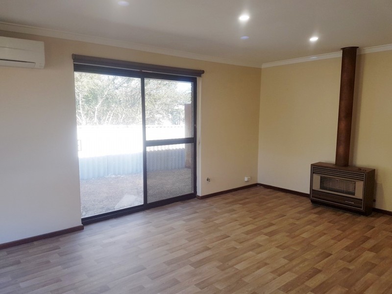 32 Comet Street, Dudley Park WA 6210