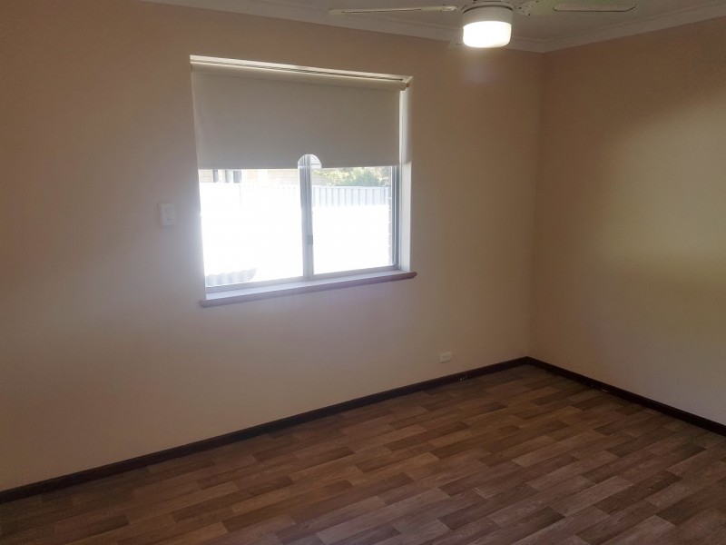 32 Comet Street, Dudley Park WA 6210