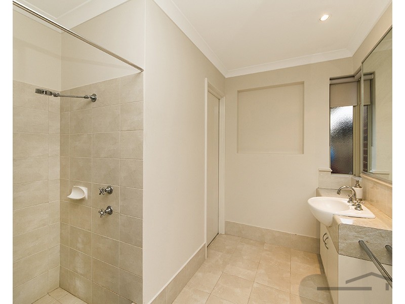 7 Virginia Turn, Madora Bay WA 6210