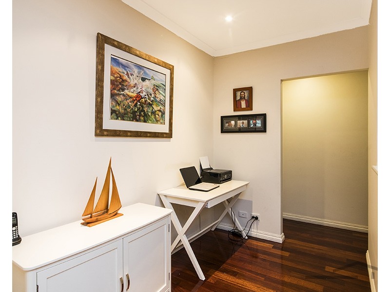 7 Virginia Turn, Madora Bay WA 6210
