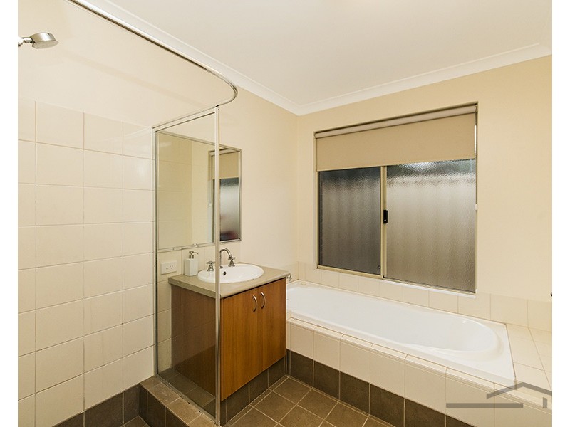 7 Virginia Turn, Madora Bay WA 6210