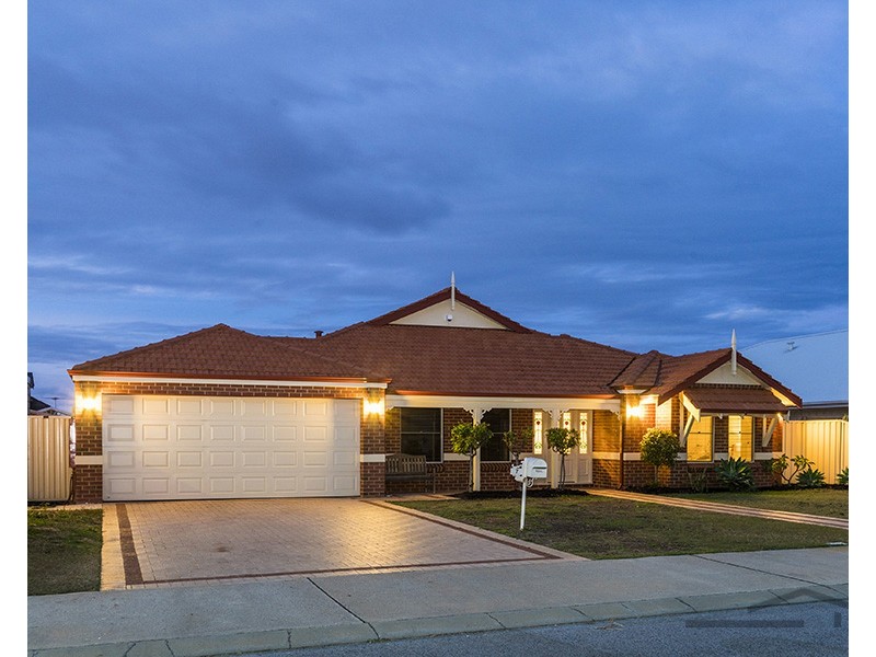 7 Virginia Turn, Madora Bay WA 6210
