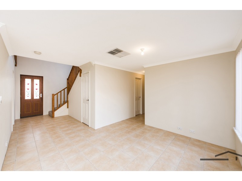 1/3 First Avenue, Mandurah WA 6210