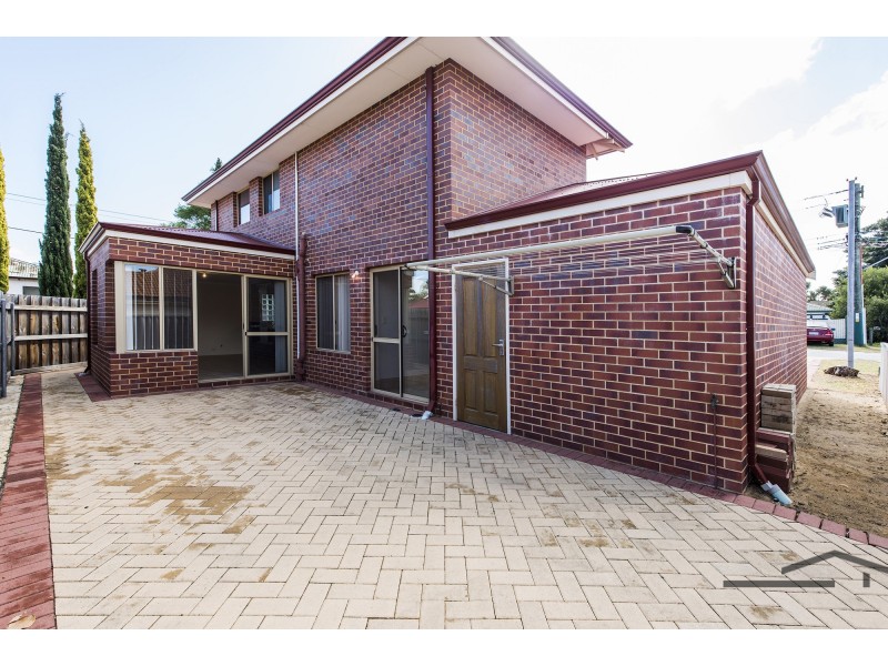 1/3 First Avenue, Mandurah WA 6210