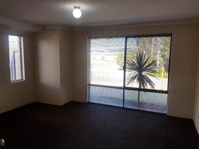 19 Jester Parkway, Meadow Springs WA 6210