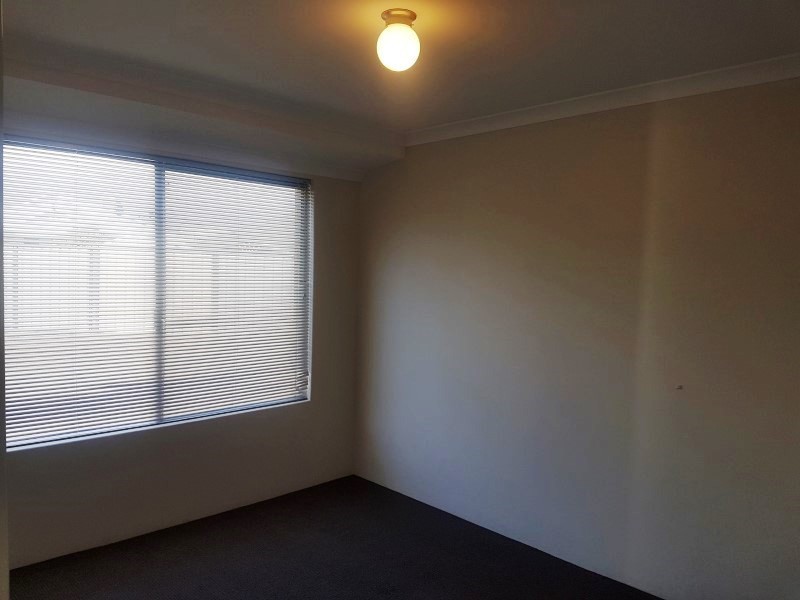 19 Jester Parkway, Meadow Springs WA 6210