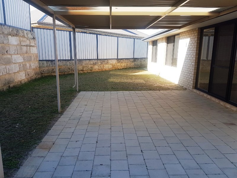 19 Jester Parkway, Meadow Springs WA 6210