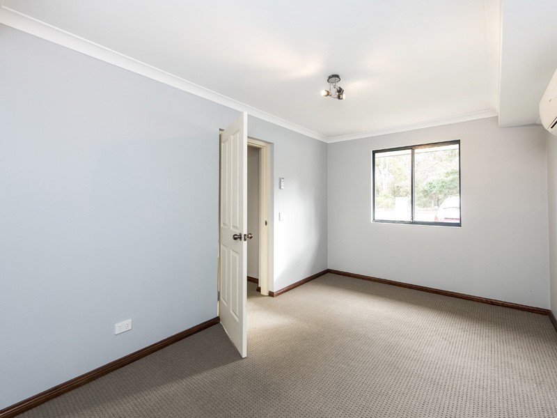 122 Mississippi Drive, Greenfields WA 6210