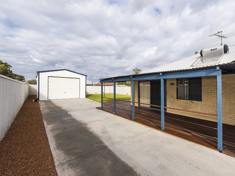 122 Mississippi Drive, Greenfields WA 6210