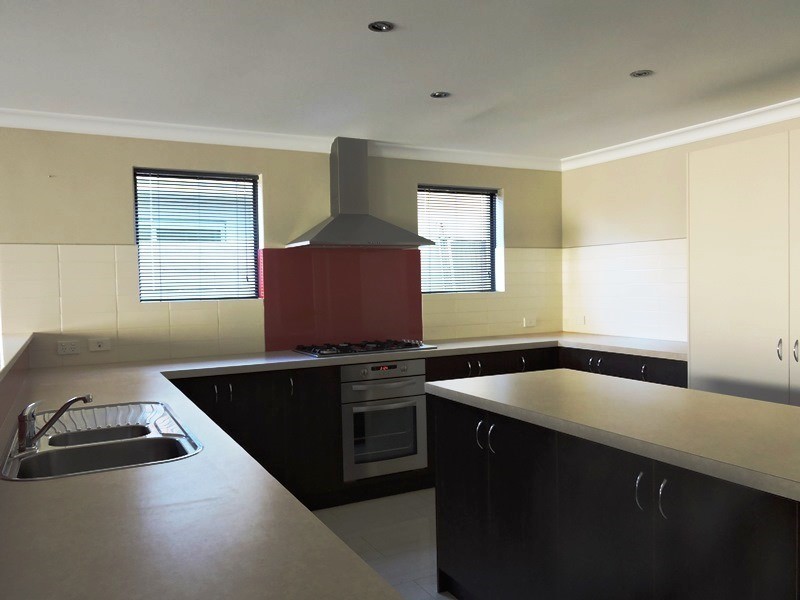 16 Walpole Way, Erskine WA 6210