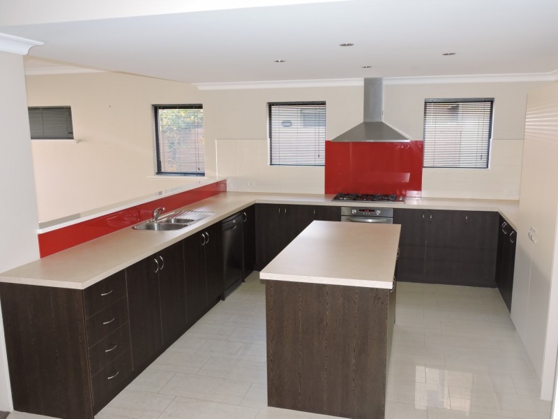 16 Walpole Way, Erskine WA 6210