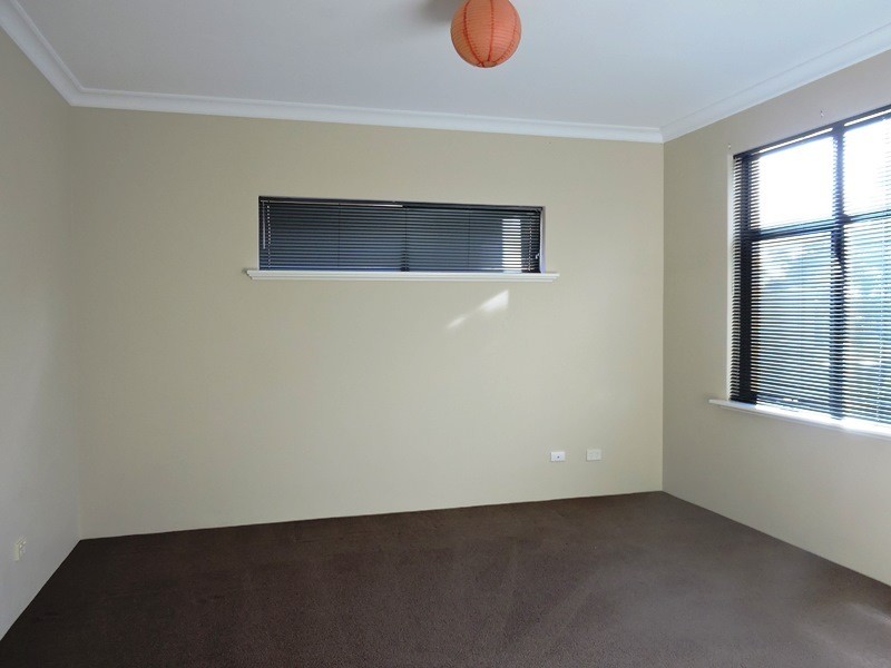 16 Walpole Way, Erskine WA 6210