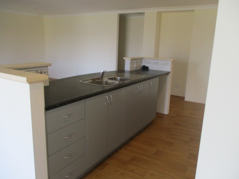 21 Tranquility Way, Halls Head WA 6210