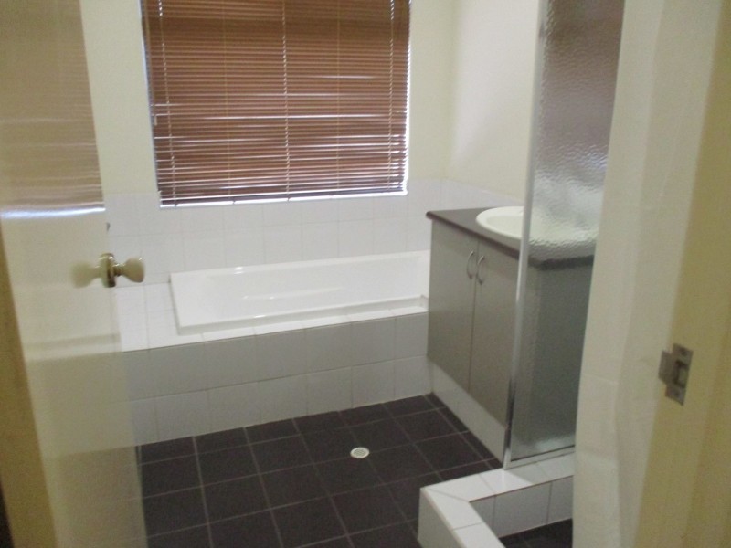 21 Tranquility Way, Halls Head WA 6210