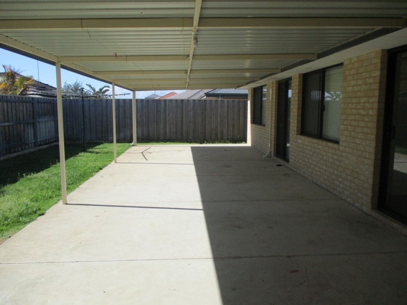 21 Tranquility Way, Halls Head WA 6210