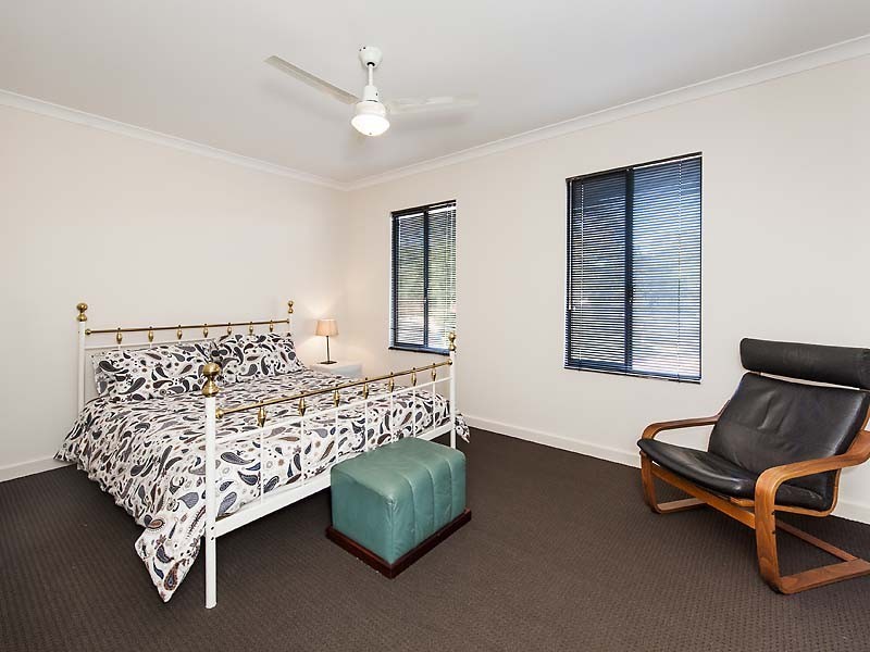 42 Coco Drive, Falcon WA 6210