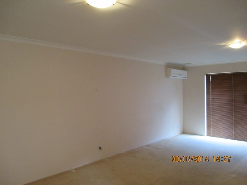 4/1 Waterside Blvd, Dudley Park WA 6210